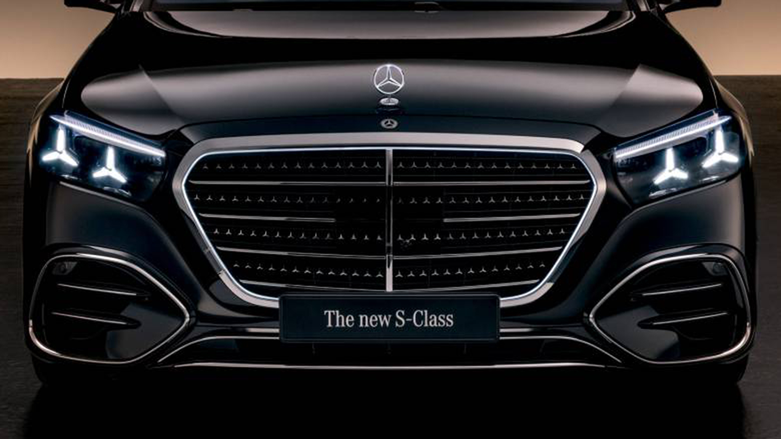 Τα φώτα της ανανεωμένης Mercedes S-Class είναι... άλλο επίπεδο!  